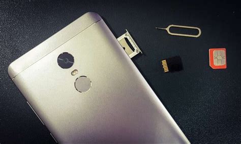 What to do if Xiaomi phone does not detect SIM card.